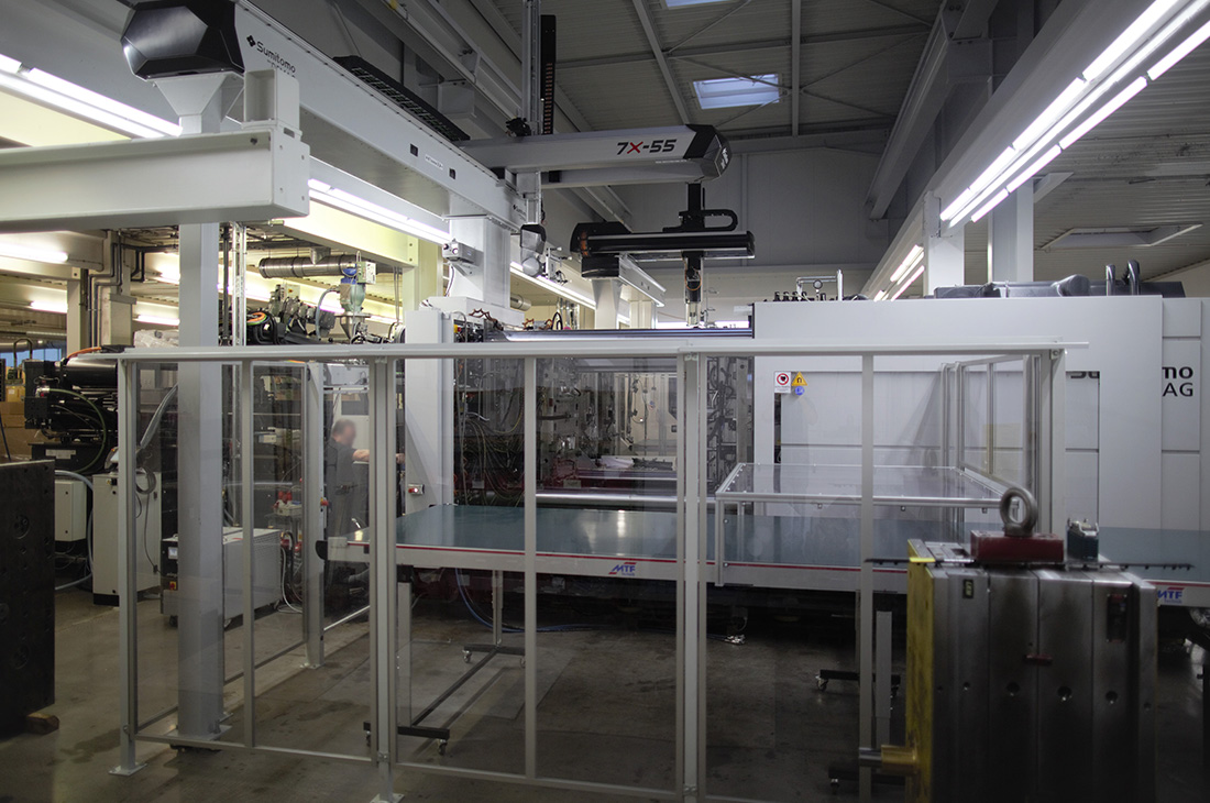 Automatisiertes Handling am Maschinenpark